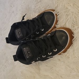 Boys Converse Midi slip ons